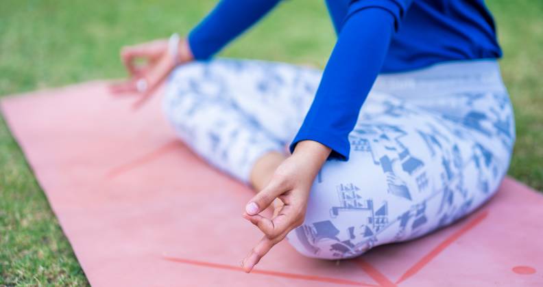 Light on Yoga Philosophy of Sage Patanjali - Vijaya